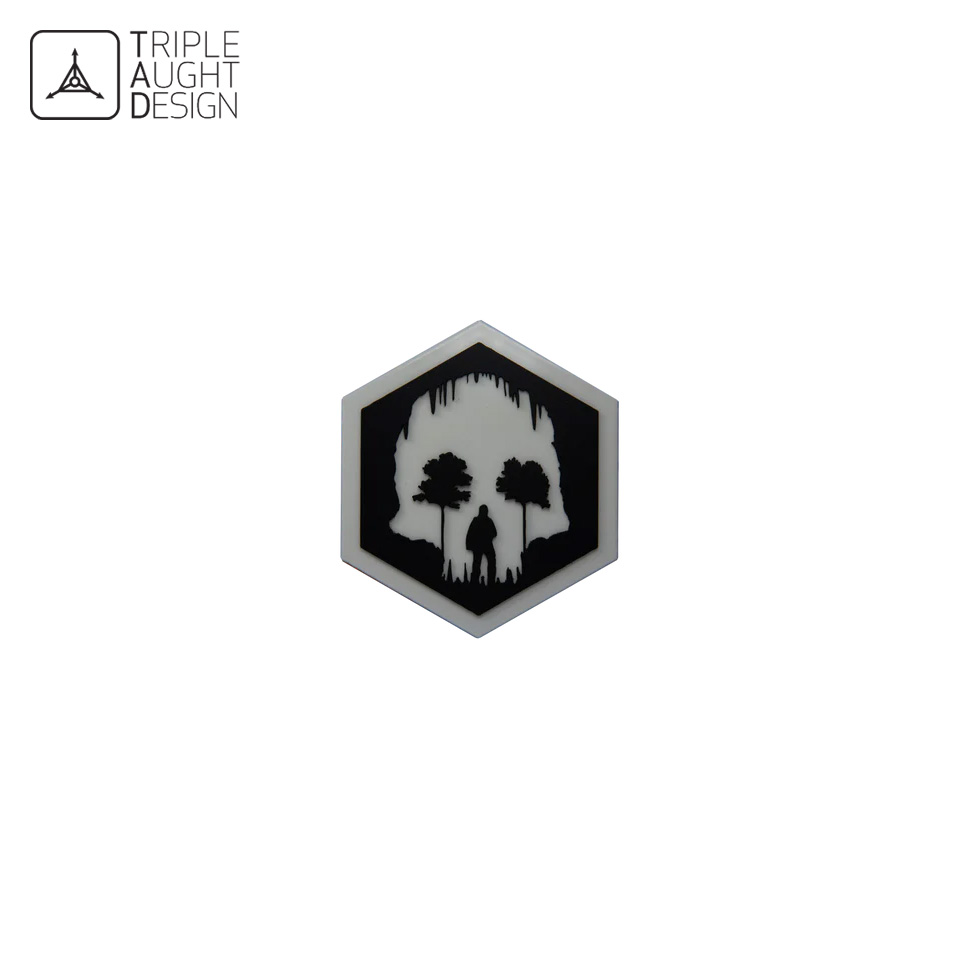 ADV Badge : Glow In The Dark / Skull Cave